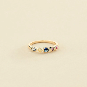 Anillo Fino Simetria Dorado - Agatha París María Pombo